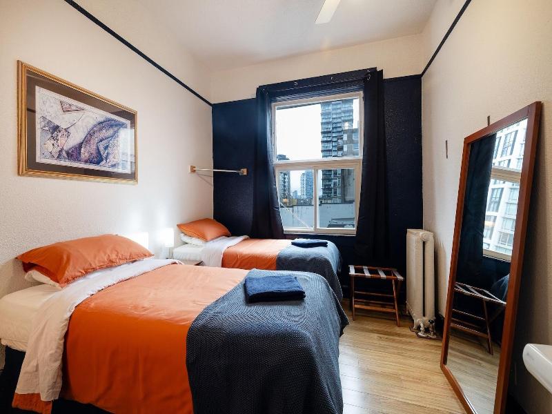 The Guesthouse Vancouver Downtown image