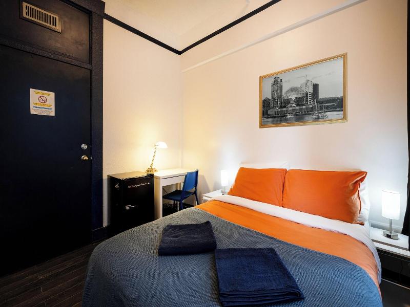 The Guesthouse Vancouver Downtown image
