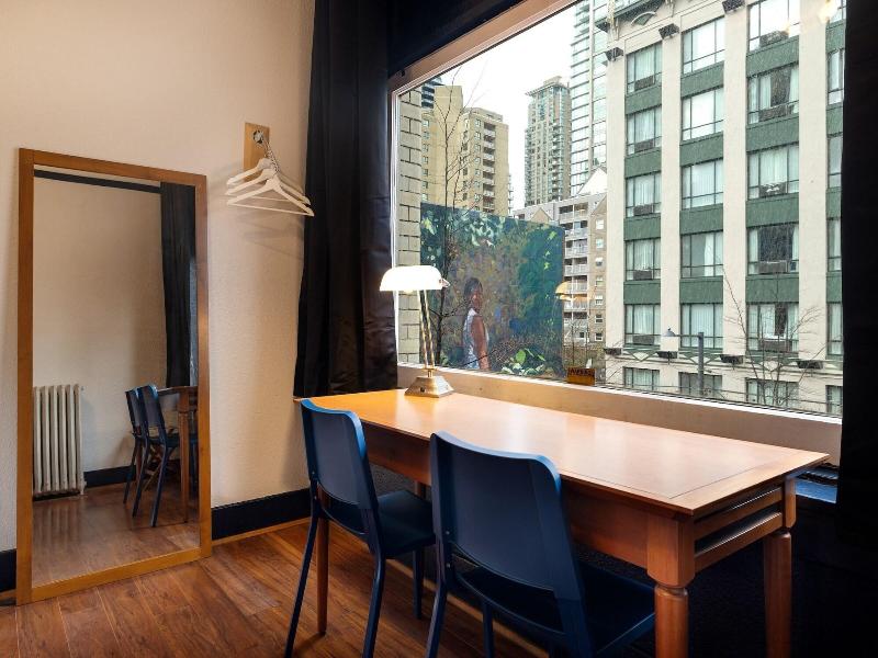 The Guesthouse Vancouver Downtown image