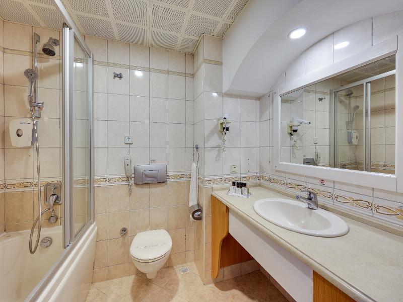 Royal Asarlik Beach Hotel image