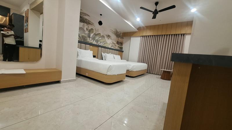 White Panda Hotels Shree Radhe image