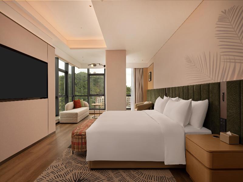 Hilton Garden Inn Maoming Xinyi image
