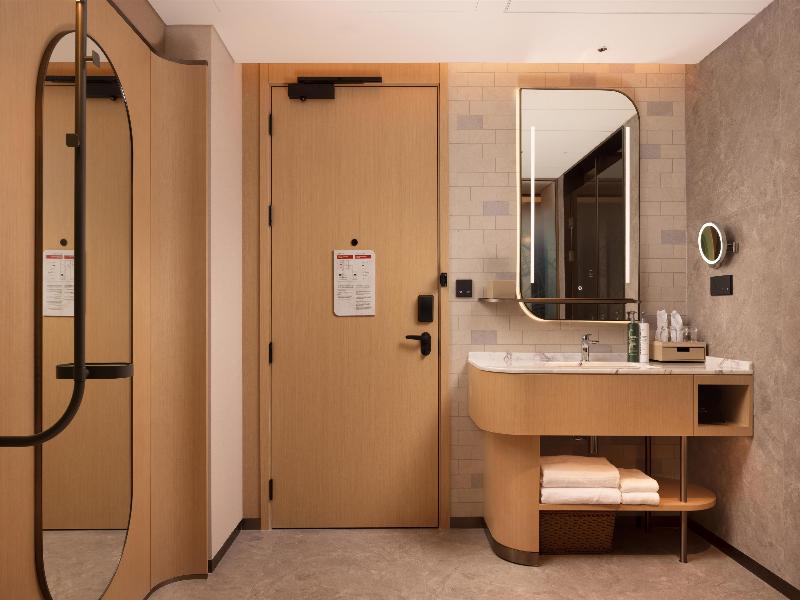 Hilton Garden Inn Maoming Xinyi image