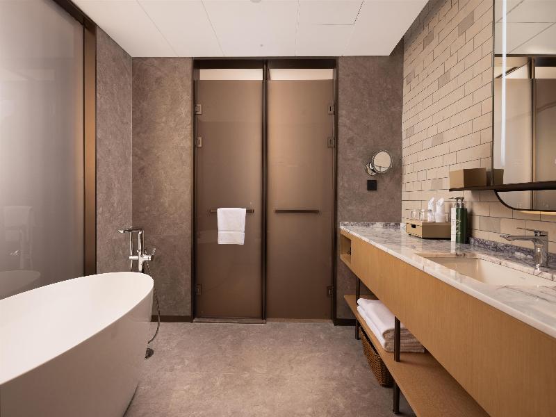 Hilton Garden Inn Maoming Xinyi image