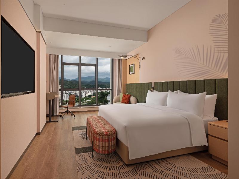 Hilton Garden Inn Maoming Xinyi image