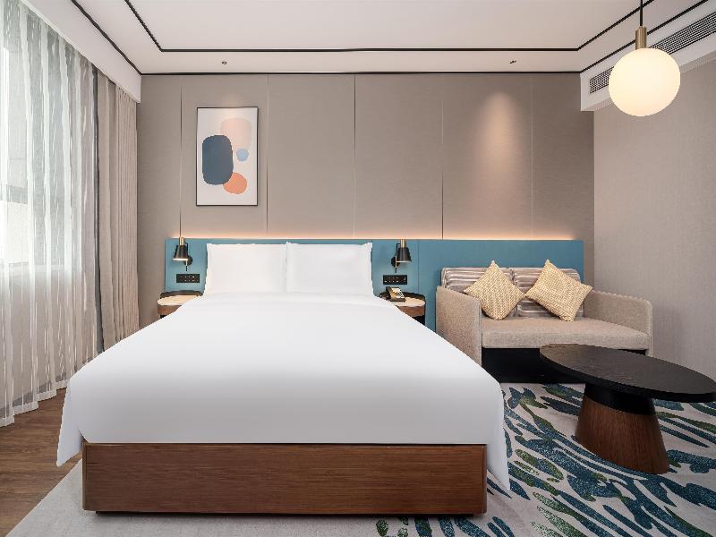 Hilton Garden Inn Yanqi Downtown image