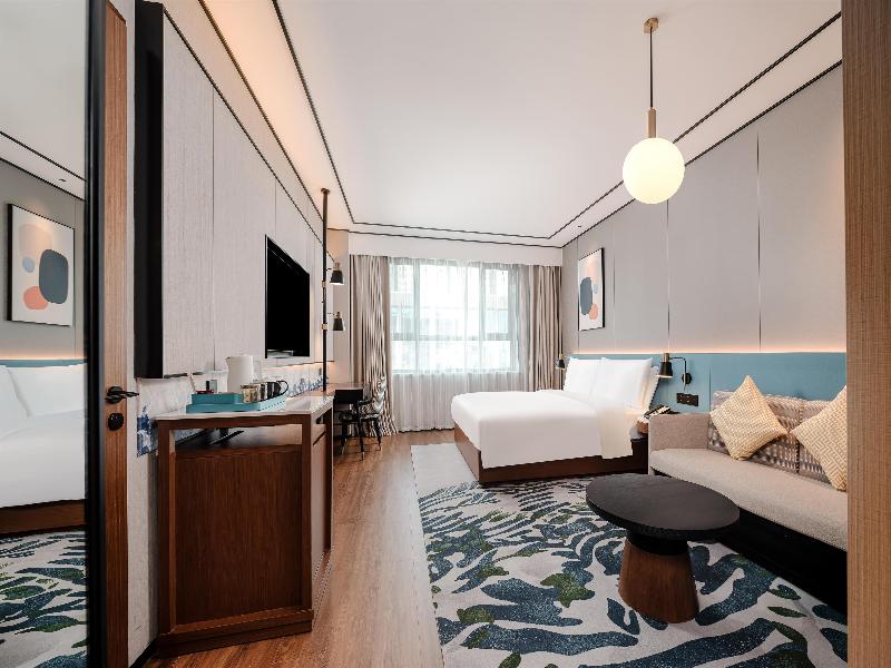 Hilton Garden Inn Yanqi Downtown image