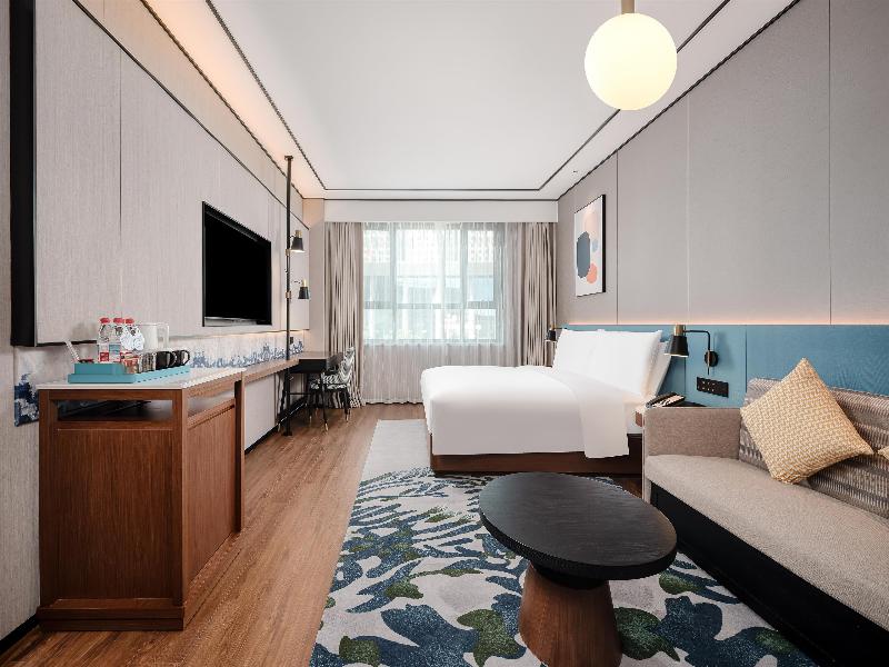 Hilton Garden Inn Yanqi Downtown image