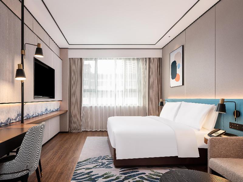 Hilton Garden Inn Yanqi Downtown image
