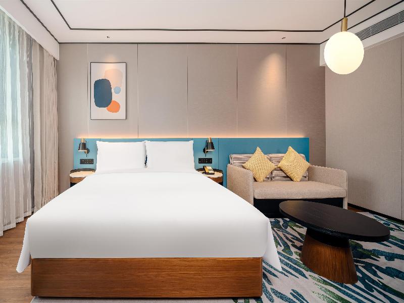 Hilton Garden Inn Yanqi Downtown image