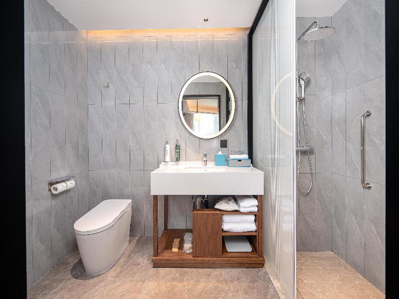 Hilton Garden Inn Yanqi Downtown image
