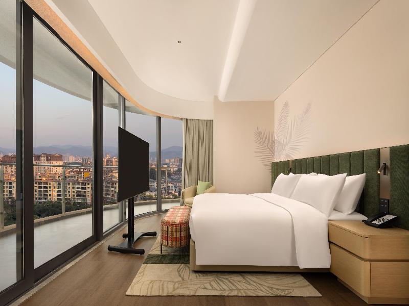 Hilton Garden Inn Xishuangbanna Gasa Airport image