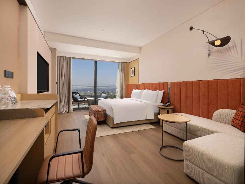 Hilton Garden Inn Xishuangbanna Gasa Airport image