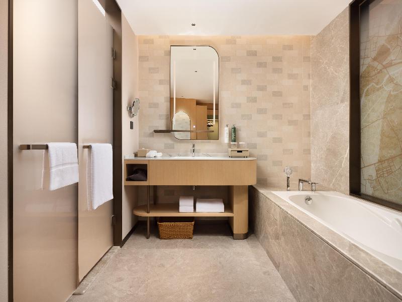 Hilton Garden Inn Xishuangbanna Gasa Airport image
