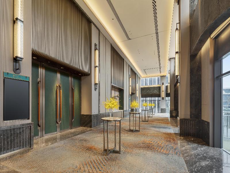 DoubleTree by Hilton Zhengzhou Airport Aerotropol image