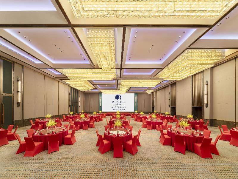 DoubleTree by Hilton Zhengzhou Airport Aerotropol image