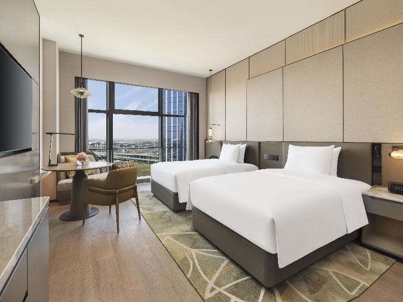 DoubleTree by Hilton Zhengzhou Airport Aerotropol image