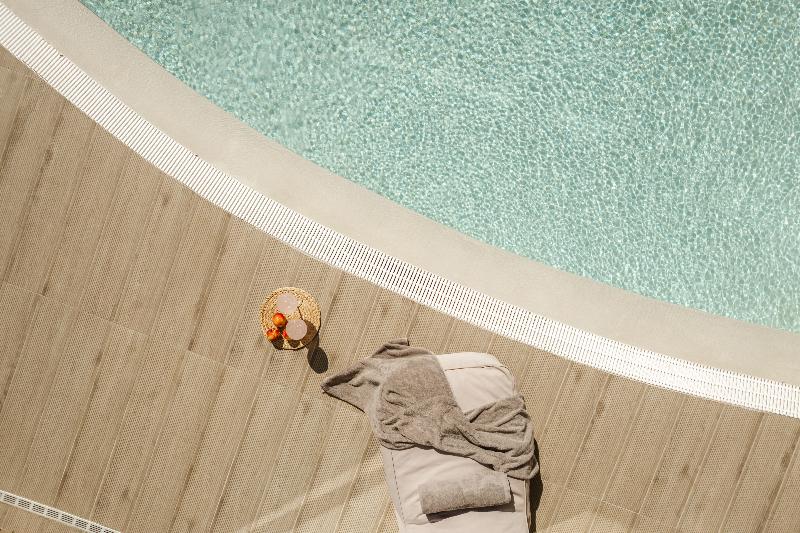 Tortuga Luxury Villas image
