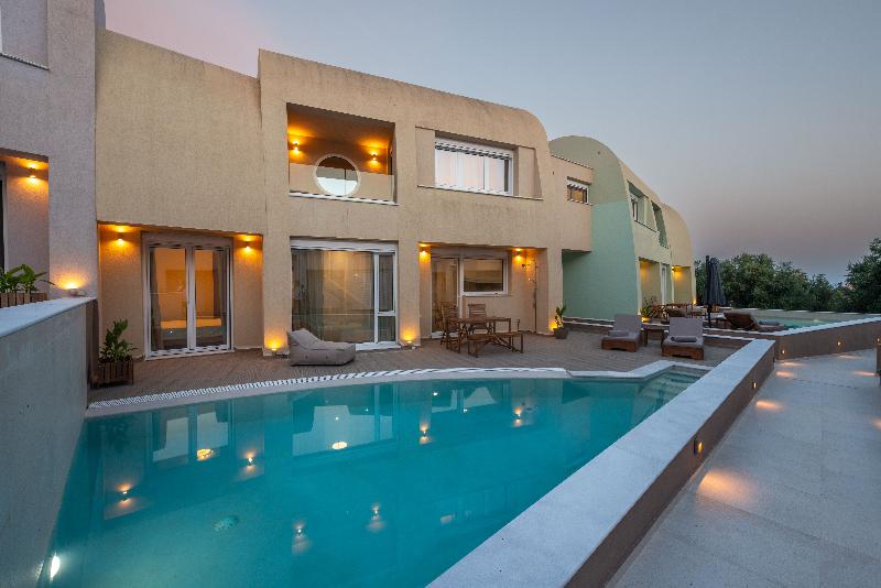 Tortuga Luxury Villas image