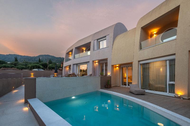 Tortuga Luxury Villas image