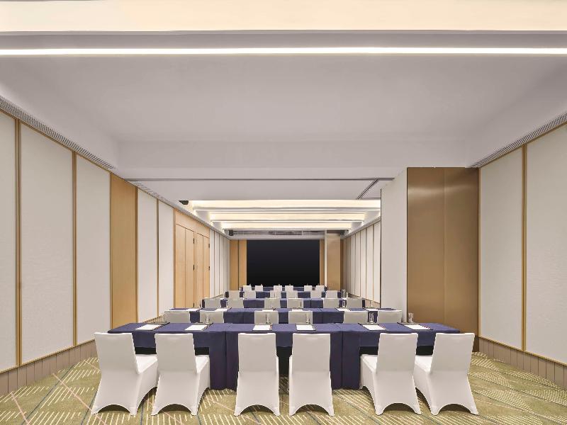 Hilton Garden Inn Sanya Haitang Bay image