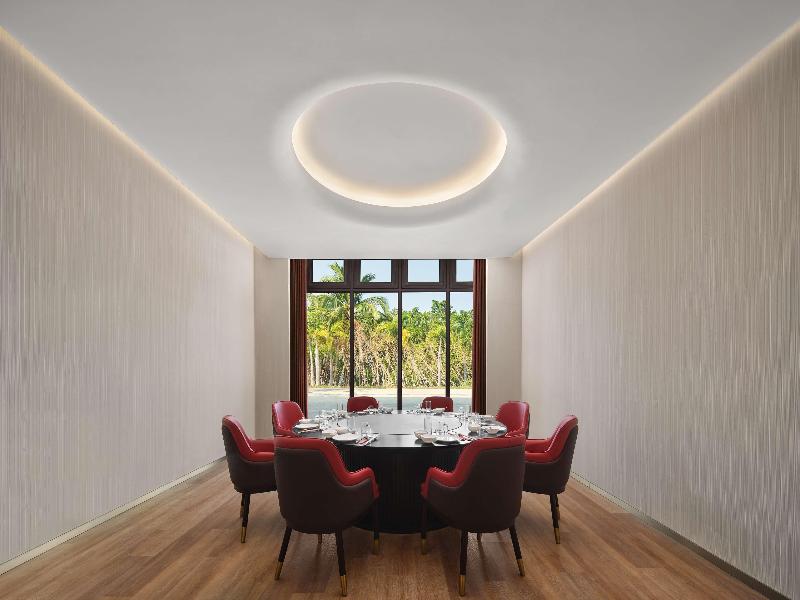 Hilton Garden Inn Sanya Haitang Bay image