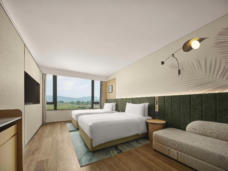 Hilton Garden Inn Sanya Haitang Bay image