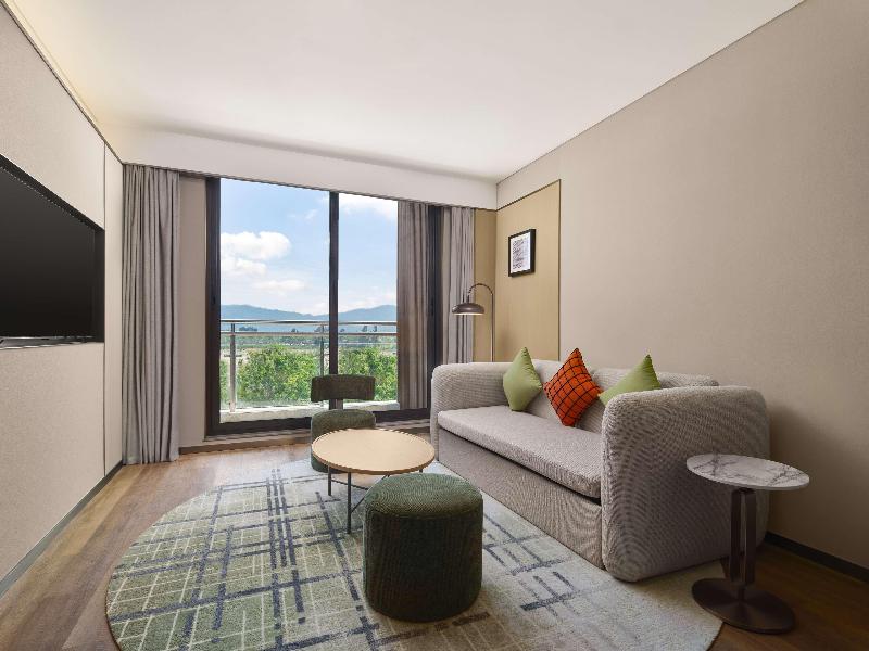 Hilton Garden Inn Sanya Haitang Bay image
