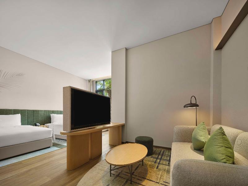 Hilton Garden Inn Sanya Haitang Bay image
