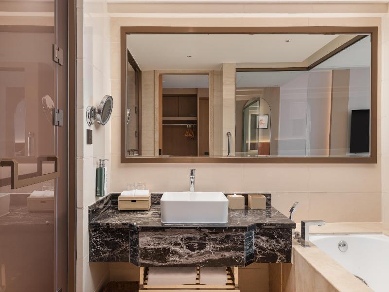 Hilton Garden Inn Dongguan Wanjiang Jiangjing Road image