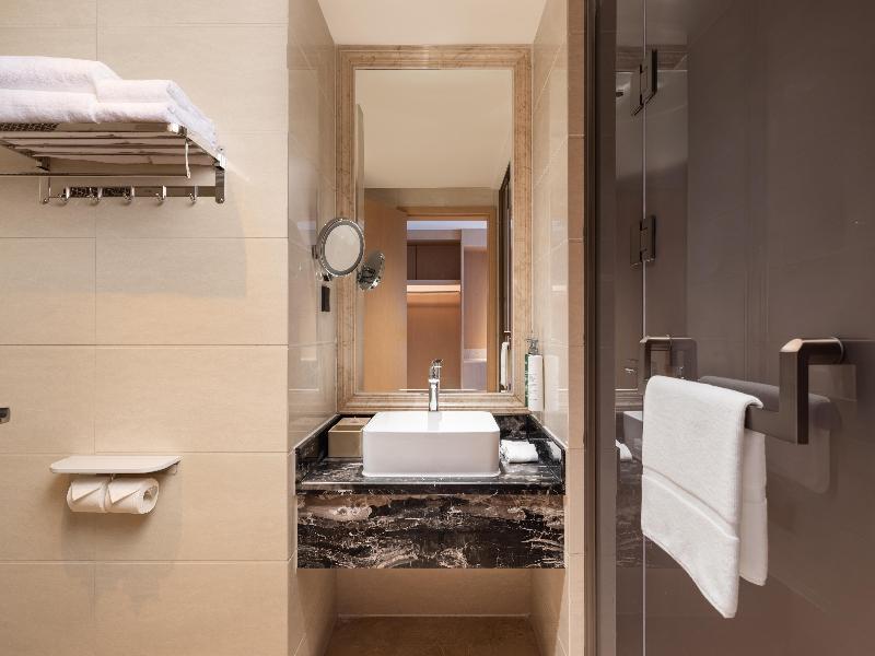 Hilton Garden Inn Dongguan Wanjiang Jiangjing Road image