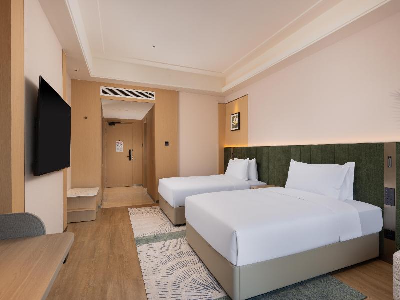 Hilton Garden Inn Dongguan Wanjiang Jiangjing Road image