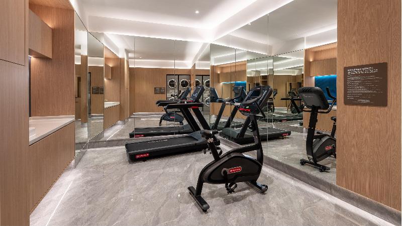 Holiday Inn Express Haikou Intl Duty Free City image