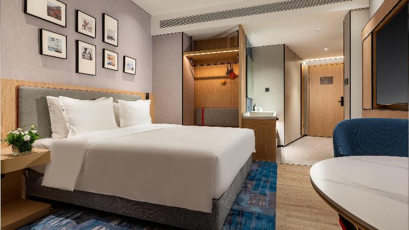 Holiday Inn Express Haikou Intl Duty Free City image