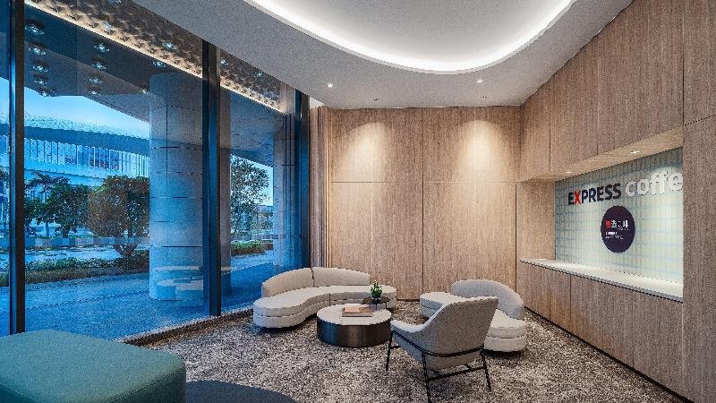 Holiday Inn Express Haikou Intl Duty Free City image