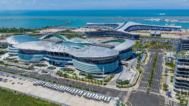 Holiday Inn Express Haikou Intl Duty Free City image