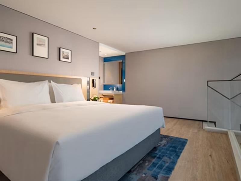 Holiday Inn Express Haikou Intl Duty Free City image