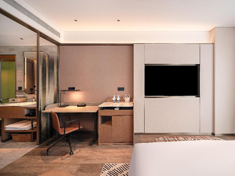 Hilton Garden Inn Chengdu East Railway Station image