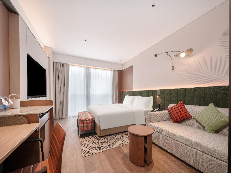 Hilton Garden Inn Chengdu East Railway Station image