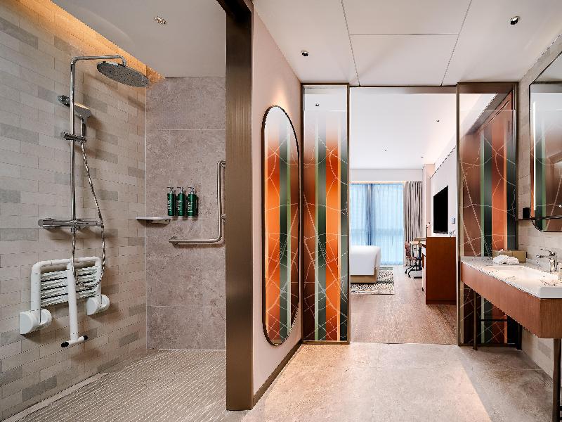 Hilton Garden Inn Chengdu East Railway Station image