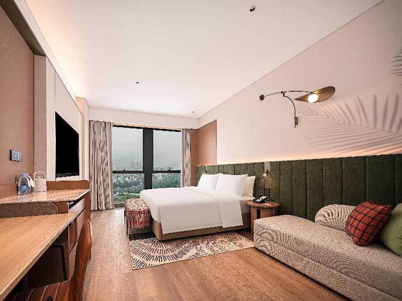 Hilton Garden Inn Chengdu East Railway Station image