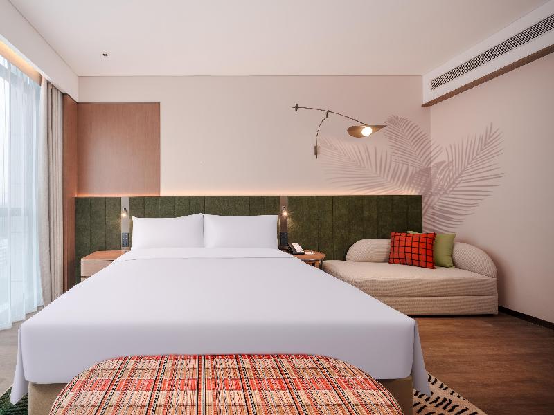 Hilton Garden Inn Chengdu East Railway Station image