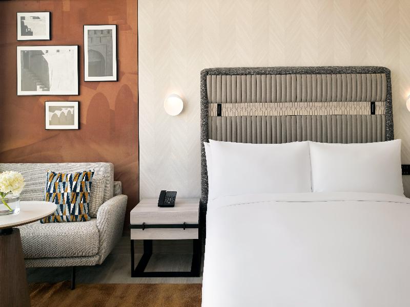 Crowne Plaza Riyadh Al Takhassusi by IHG image