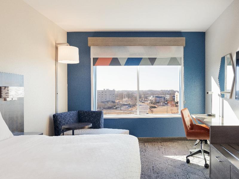 Holiday Inn Express & Suites Los Mochis Centro image