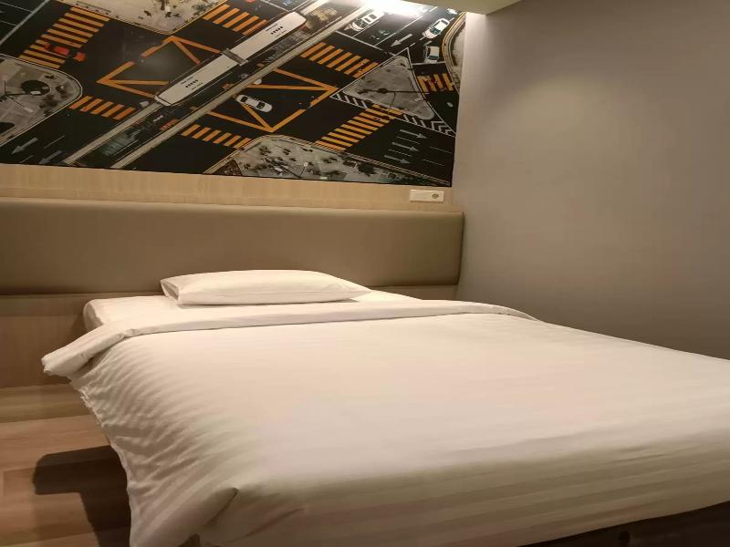 Odua Golden Mansyur Hotel image