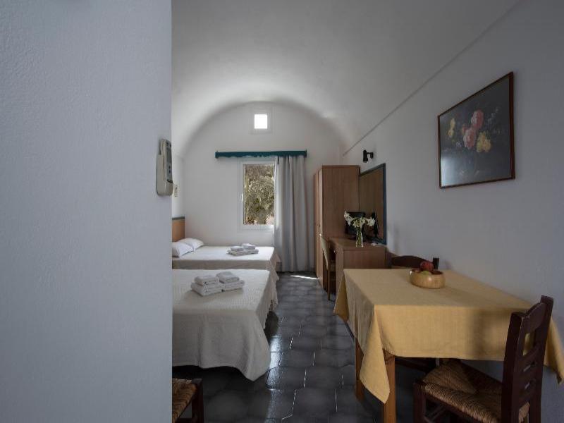 Sunrise Studios In Perissa image