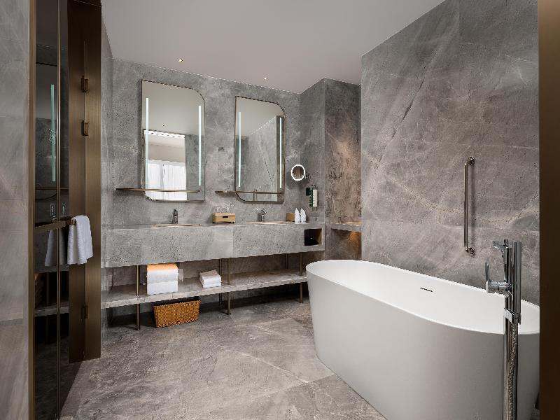 Hilton Garden Inn Xining Chengdong image