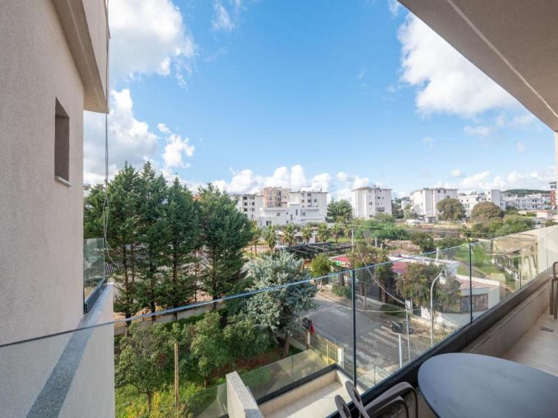 Hotel Enad image