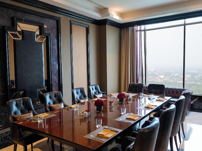 Trans Hotel Jakarta image