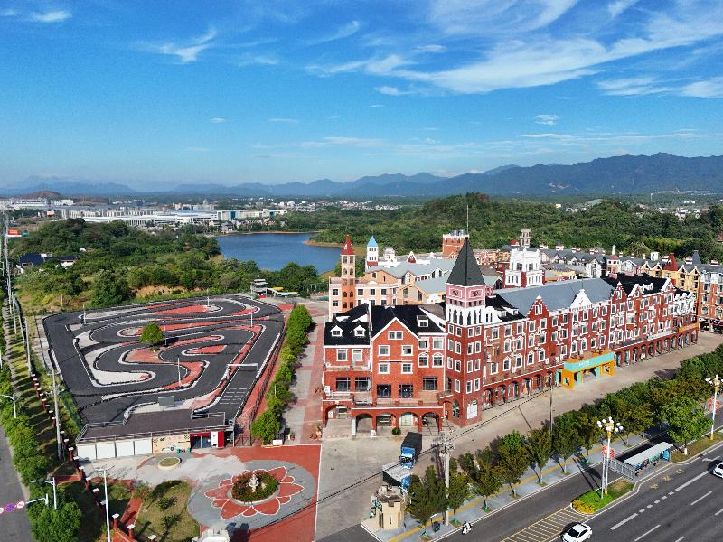 Timeless Recreation Hotel image